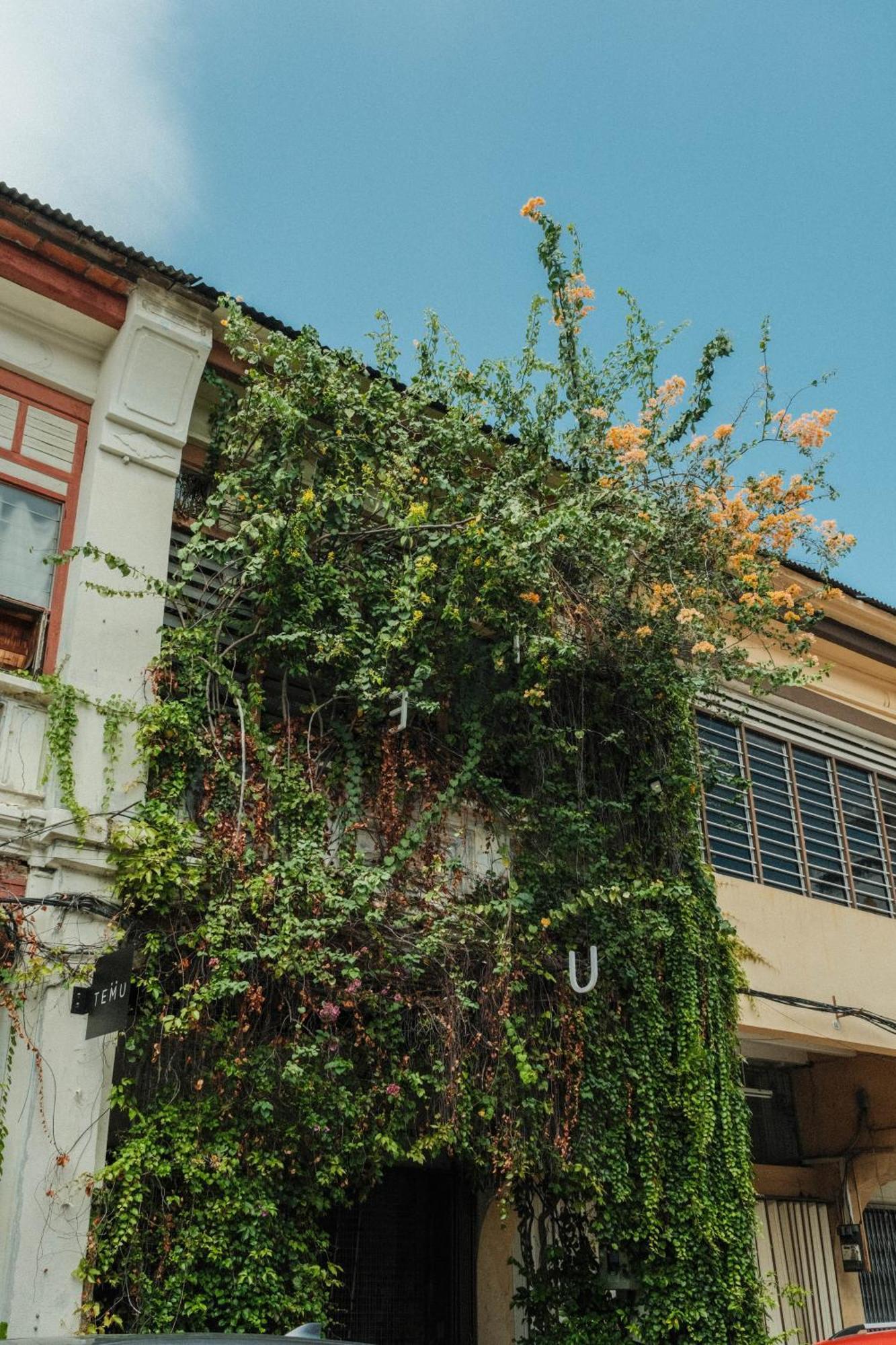 Frenz Republic - Self Check In Hotel George Town Exterior photo
